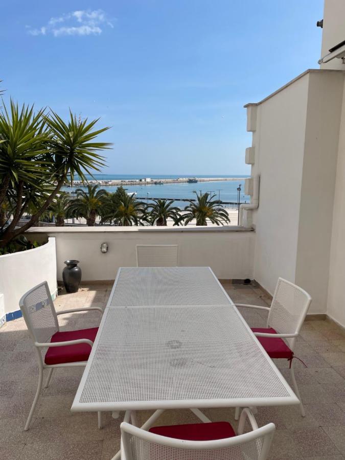 Terrazza Diomede- Manfredi Homes & Villas Manfredonia Buitenkant foto