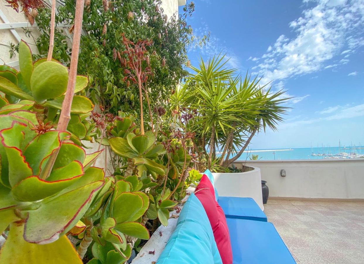 Terrazza Diomede- Manfredi Homes & Villas Manfredonia Buitenkant foto